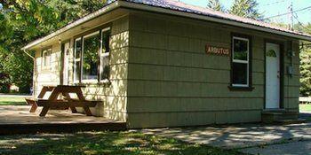 Cabins And Campground At Cultus Lake Park Chilliwack Bagian luar foto