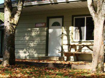 Cabins And Campground At Cultus Lake Park Chilliwack Bagian luar foto