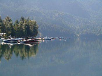 Cabins And Campground At Cultus Lake Park Chilliwack Bagian luar foto